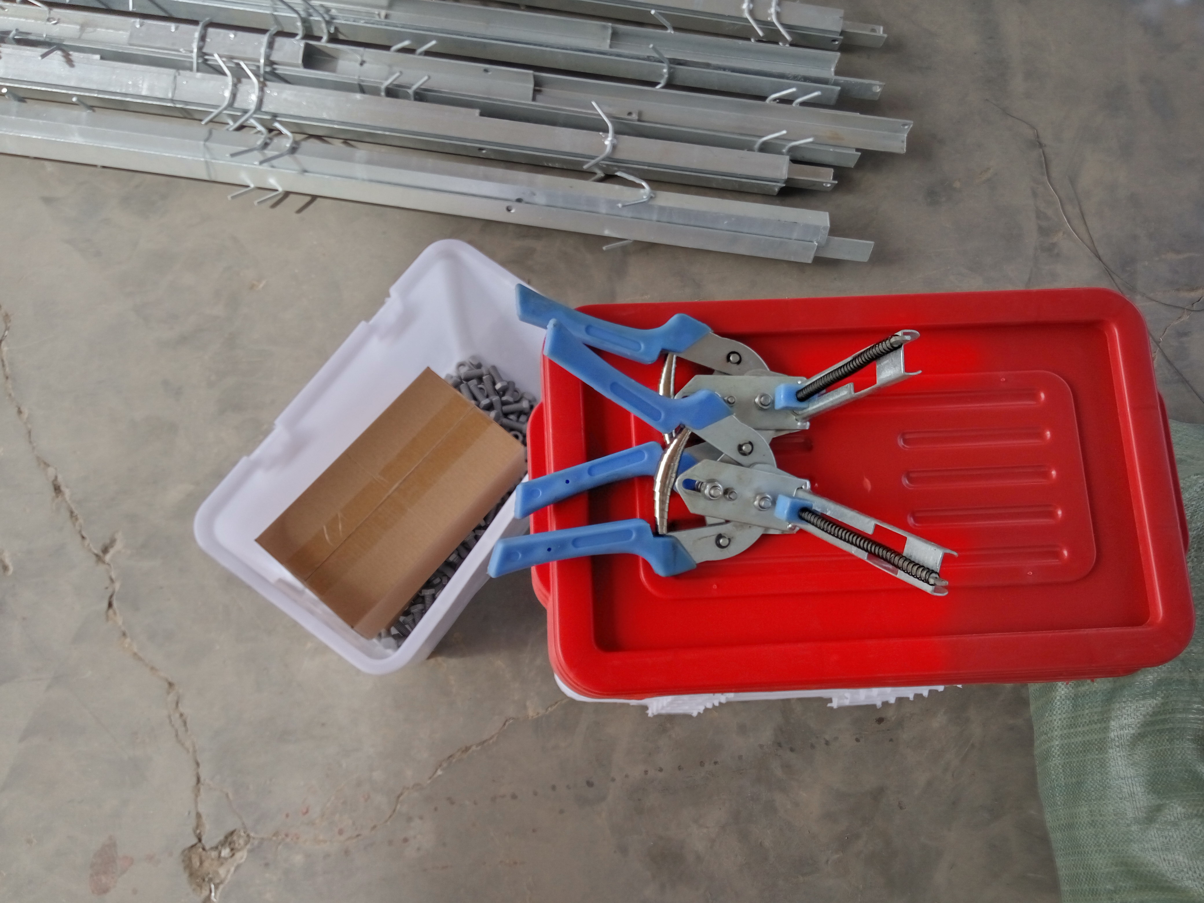 metal cages for chickens