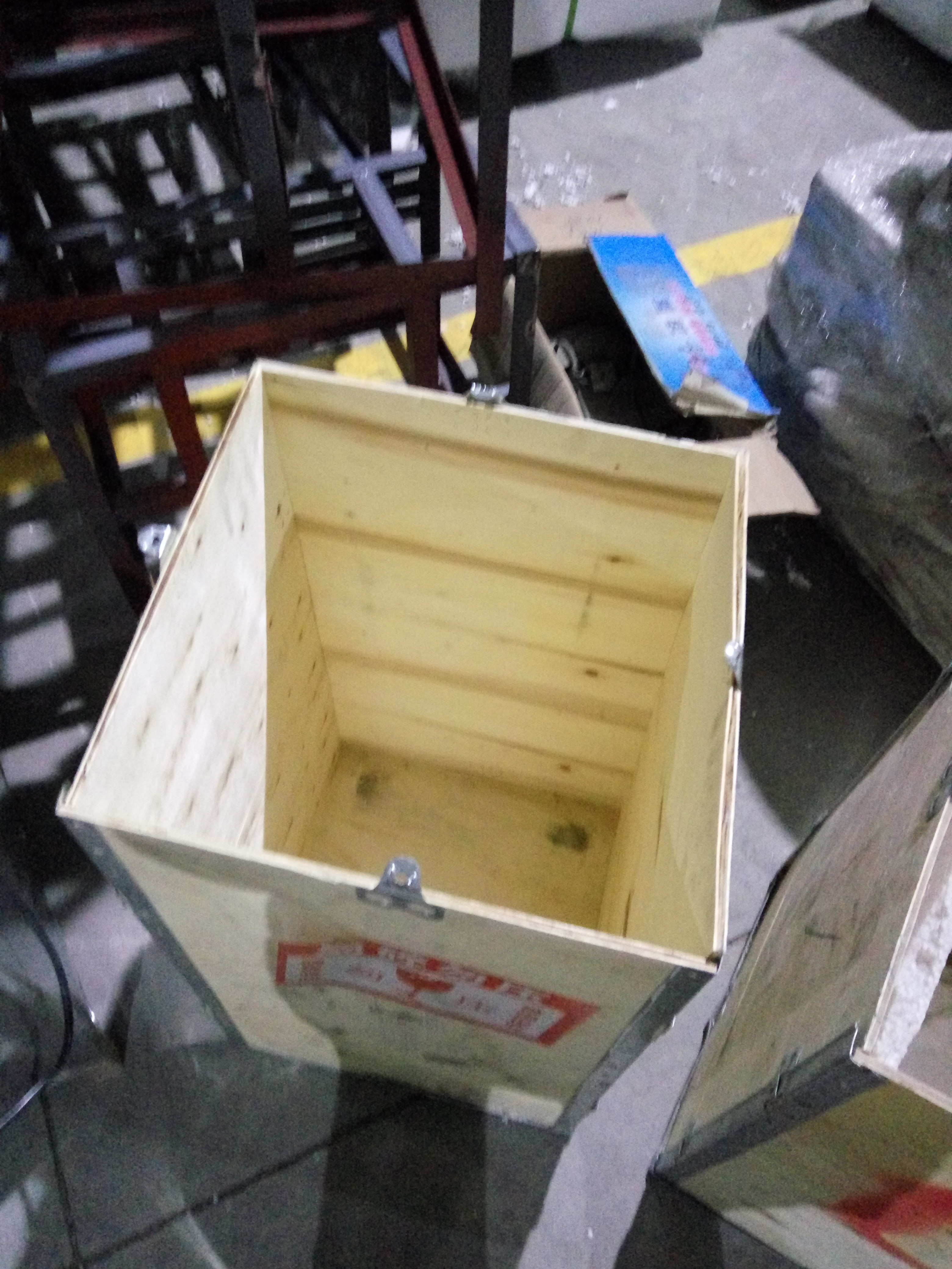 poultry cages